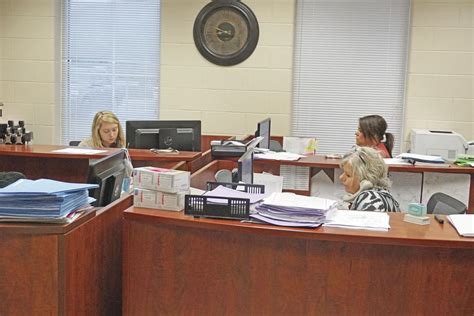 Cumberland county il circuit clerk. Things To Know About Cumberland county il circuit clerk. 